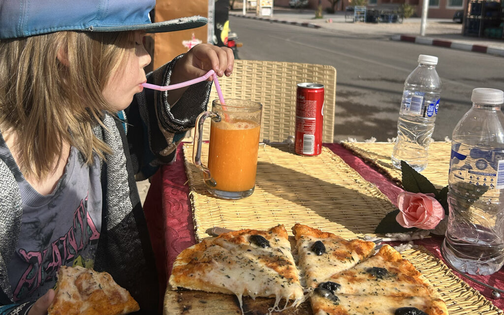 eating pizza during ramadan in morocco